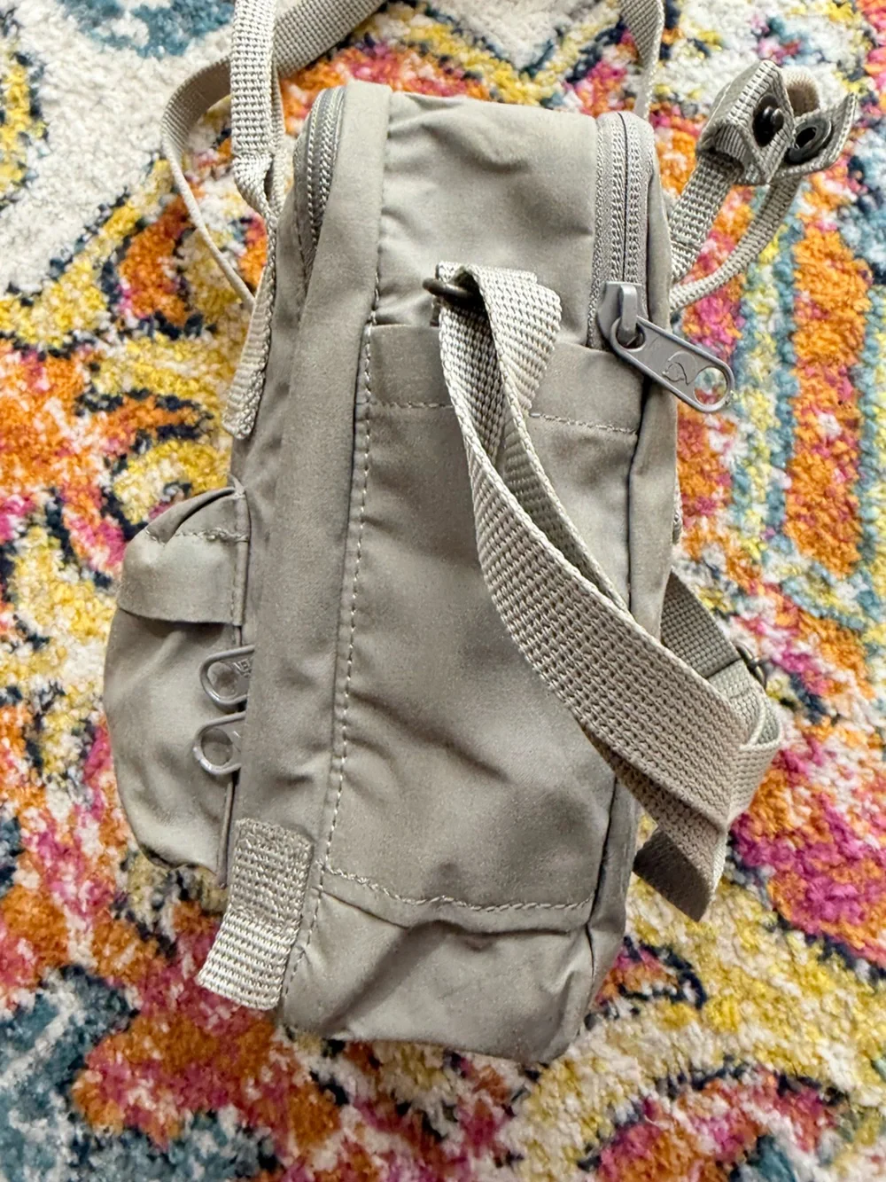 Fjällräven Kånken Sling Bag in Fog